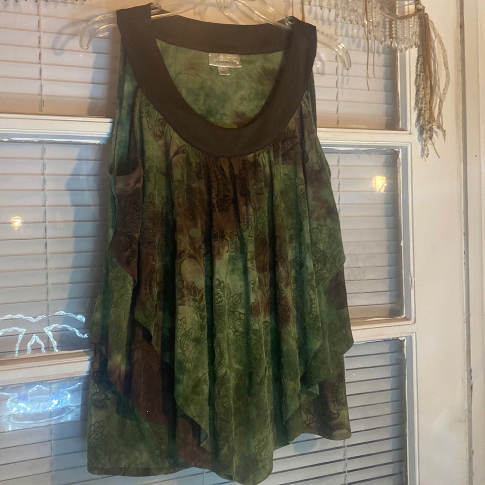 Dress Barn Silky Layered Sz L Posh Tank Top-Like New-